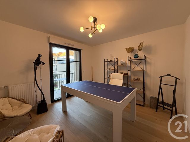 Appartement F4 &agrave; louer - 4 pi&egrave;ces - 82,90 m2 - Chartres - 28 - CENTRE