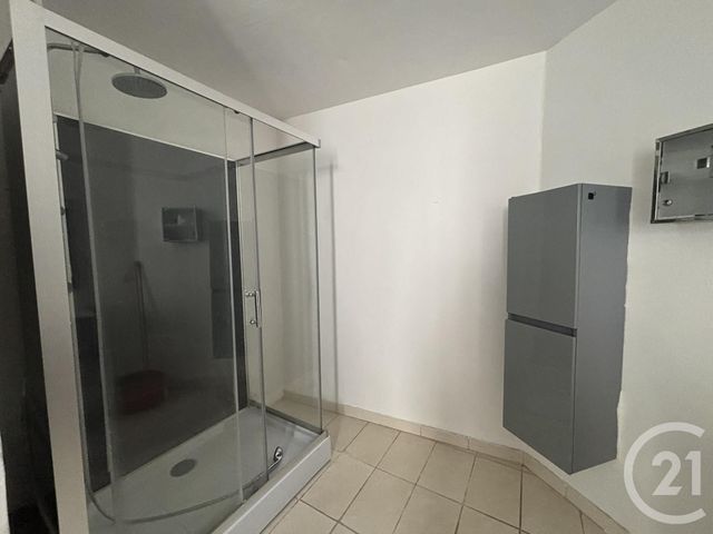 Appartement F3 &agrave; louer - 3 pi&egrave;ces - 75,86 m2 - Chartres - 28 - CENTRE