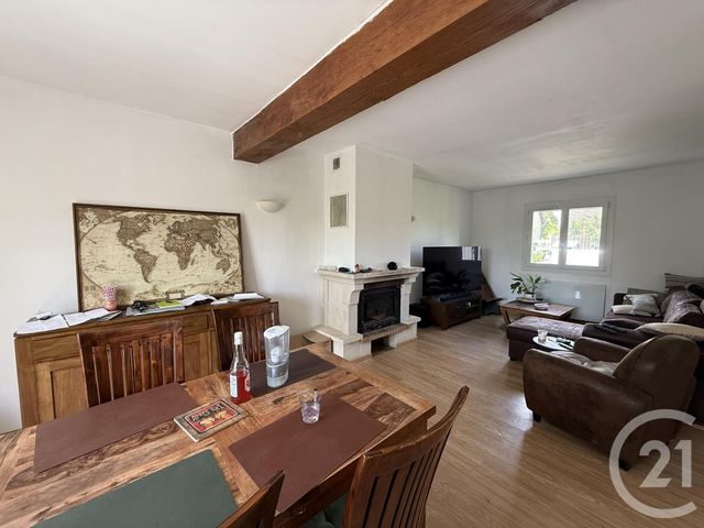 Maison &agrave; louer - 5 pi&egrave;ces - 96,61 m2 - Barjouville - 28 - CENTRE