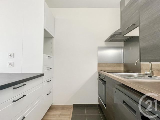 Appartement T2 &agrave; louer - 2 pi&egrave;ces - 40,63 m2 - Chartres - 28 - CENTRE