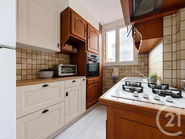 Appartement T3 &agrave; vendre - 3 pi&egrave;ces - 65,87 m2 - Chartres - 28 - CENTRE