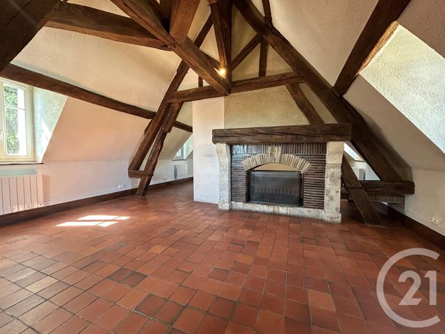 Appartement F5 &agrave; louer - 5 pi&egrave;ces - 108 m2 - Chartres - 28 - CENTRE