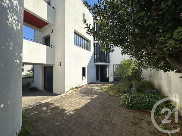 Appartement T2 &agrave; louer - 2 pi&egrave;ces - 43,99 m2 - Chartres - 28 - CENTRE