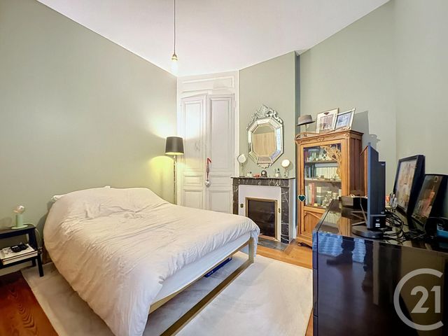 Appartement F4 &agrave; vendre - 4 pi&egrave;ces - 82 m2 - 28 - CENTRE