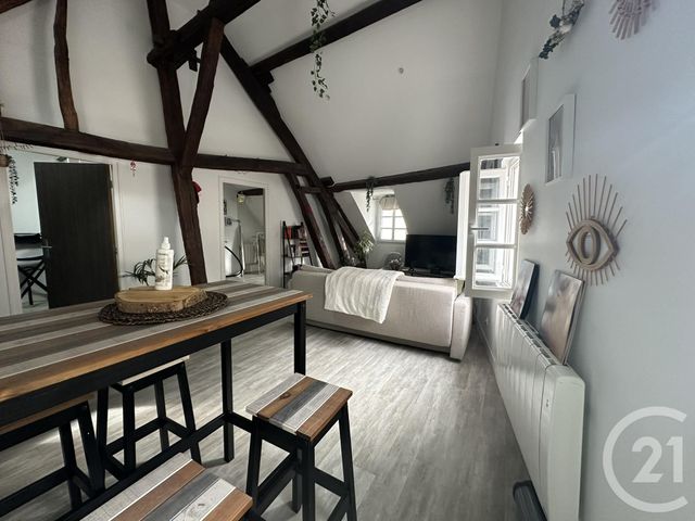Appartement T3 &agrave; louer - 3 pi&egrave;ces - 63,13 m2 - Chartres - 28 - CENTRE