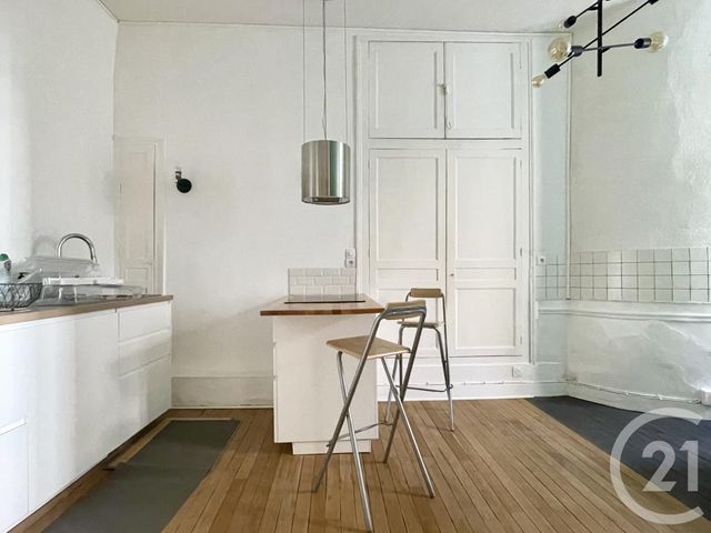 Appartement F2 &agrave; louer - 2 pi&egrave;ces - 45,40 m2 - Chartres - 28 - CENTRE