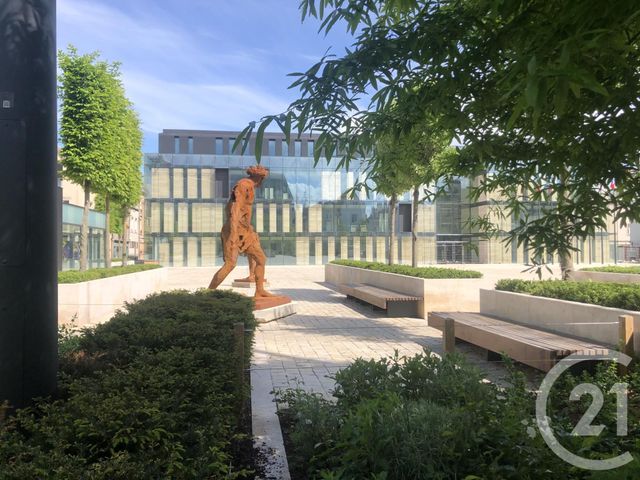 Appartement F2 &agrave; louer - 2 pi&egrave;ces - 71,75 m2 - Chartres - 28 - CENTRE