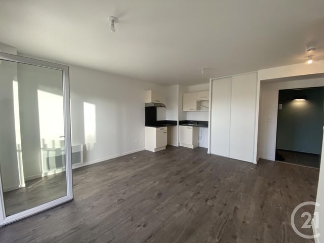 Appartement F2 &agrave; louer - 2 pi&egrave;ces - 42,56 m2 - Chartres - 28 - CENTRE