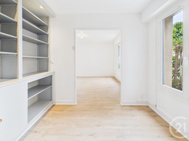 Appartement F3 bis &agrave; vendre - 5 pi&egrave;ces - 81,74 m2 - Chartres - 28 - CENTRE