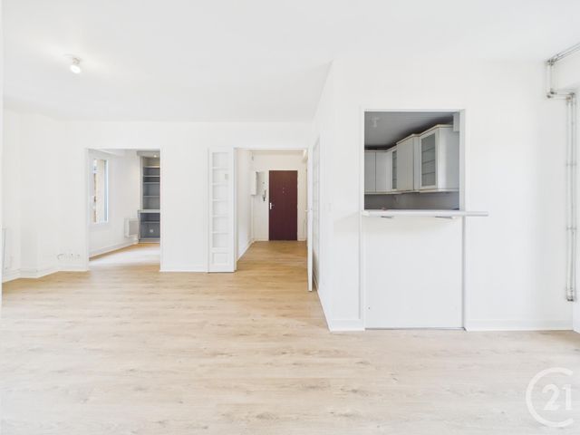Appartement F3 bis &agrave; vendre - 5 pi&egrave;ces - 81,74 m2 - Chartres - 28 - CENTRE