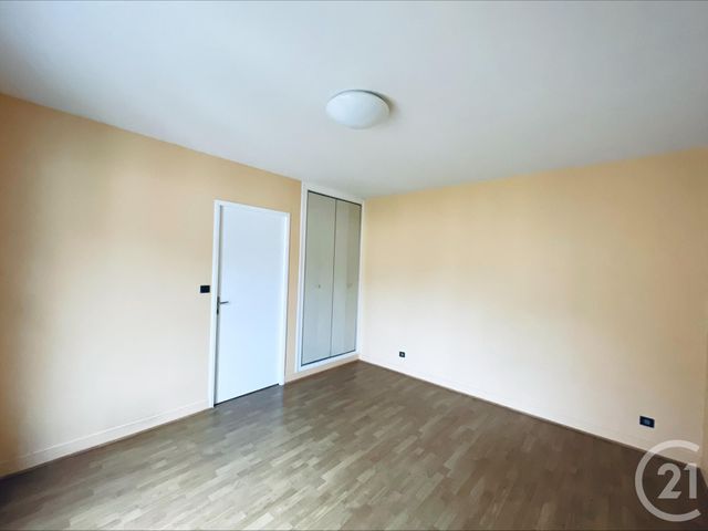Appartement F1 &agrave; louer - 1 pi&egrave;ce - 23,38 m2 - Chartres - 28 - CENTRE