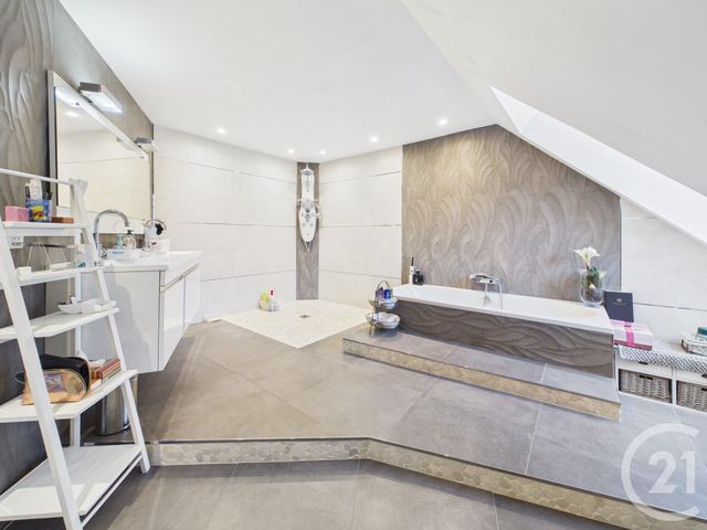 Maison &agrave; vendre - 7 pi&egrave;ces - 240 m2 - Chartres - 28 - CENTRE