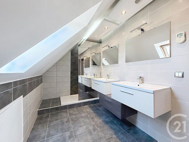 Maison &agrave; vendre - 8 pi&egrave;ces - 140 m2 - Jouy - 28 - CENTRE