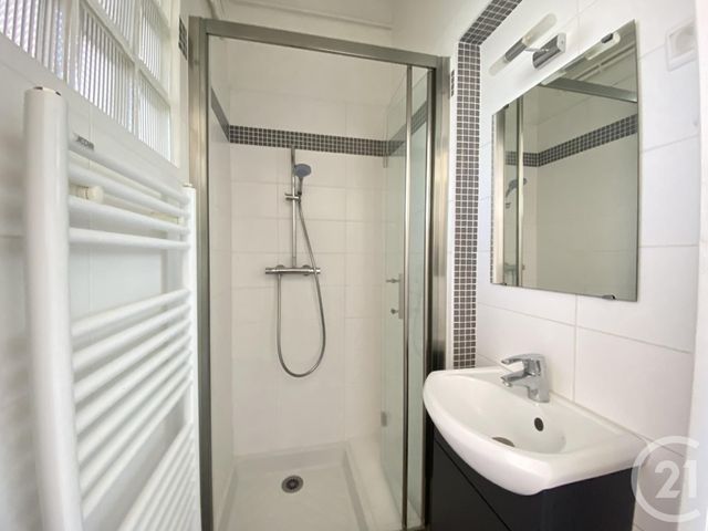 Appartement F2 &agrave; louer - 2 pi&egrave;ces - 35,10 m2 - Chartres - 28 - CENTRE