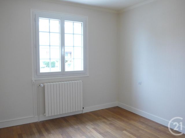 Maison &agrave; louer - 6 pi&egrave;ces - 122 m2 - Leves - 28 - CENTRE