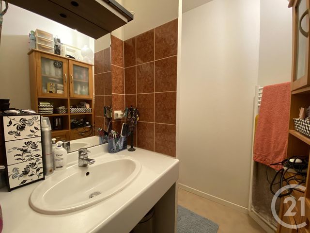 Appartement F2 &agrave; louer - 2 pi&egrave;ces - 39,49 m2 - Chartres - 28 - CENTRE