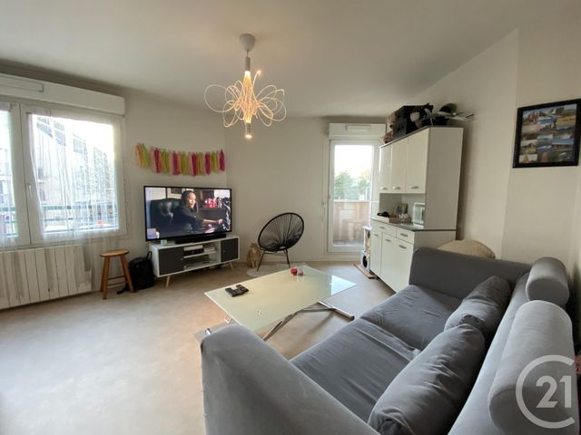 Appartement F2 &agrave; louer - 2 pi&egrave;ces - 39,49 m2 - Chartres - 28 - CENTRE
