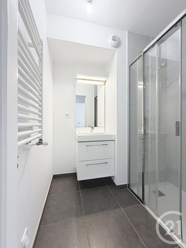 Appartement F4 &agrave; vendre - 5 pi&egrave;ces - 96,95 m2 - Chartres - 28 - CENTRE