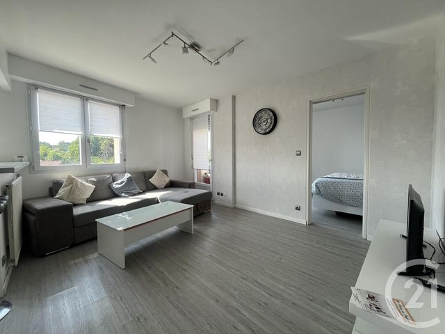 Appartement F2 &agrave; louer - 2 pi&egrave;ces - 46,93 m2 - Chartres - 28 - CENTRE