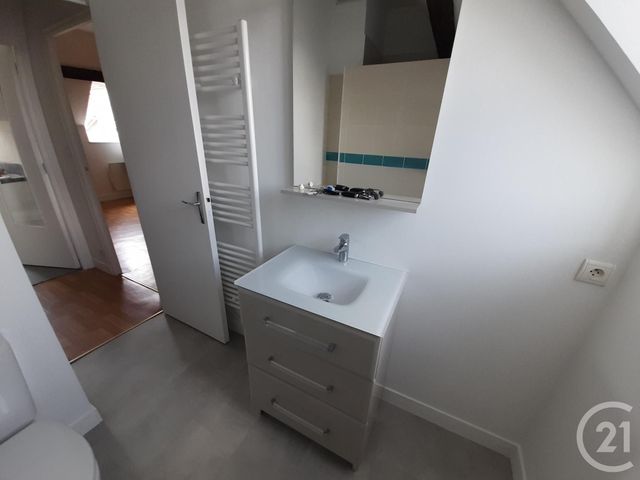 Appartement F2 &agrave; louer - 2 pi&egrave;ces - 39,80 m2 - Chartres - 28 - CENTRE