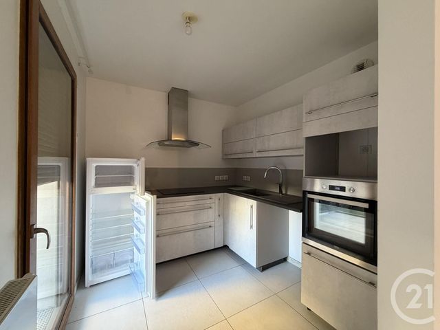 Appartement F4 &agrave; louer - 4 pi&egrave;ces - 81 m2 - Chartres - 28 - CENTRE