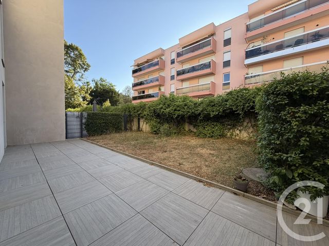 Appartement F4 &agrave; louer - 4 pi&egrave;ces - 81 m2 - Chartres - 28 - CENTRE