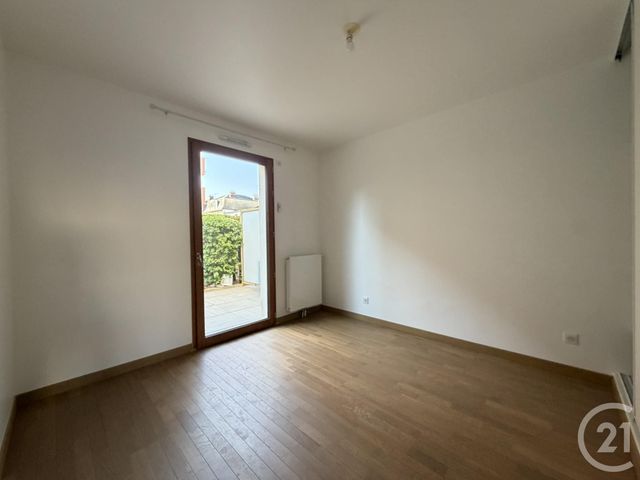 Appartement F4 &agrave; louer - 4 pi&egrave;ces - 81 m2 - Chartres - 28 - CENTRE