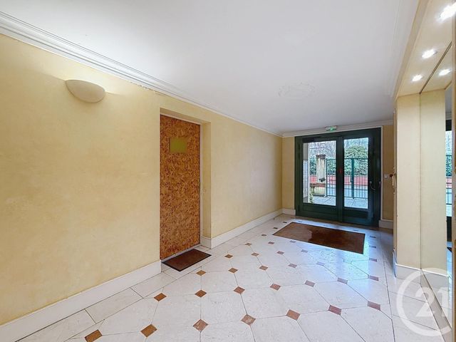 Appartement T2 &agrave; louer - 2 pi&egrave;ces - 41 m2 - Chartres - 28 - CENTRE