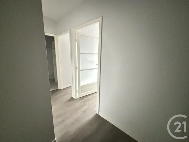 Appartement F2 &agrave; louer - 2 pi&egrave;ces - 35,46 m2 - Chartres - 28 - CENTRE