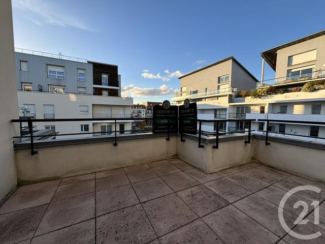 Appartement F3 &agrave; louer - 3 pi&egrave;ces - 64,23 m2 - Chartres - 28 - CENTRE