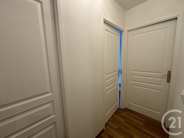 Appartement F3 &agrave; louer - 3 pi&egrave;ces - 64,23 m2 - Chartres - 28 - CENTRE