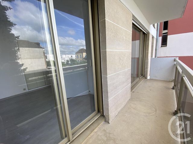 Appartement F2 &agrave; louer - 2 pi&egrave;ces - 42,38 m2 - Chartres - 28 - CENTRE