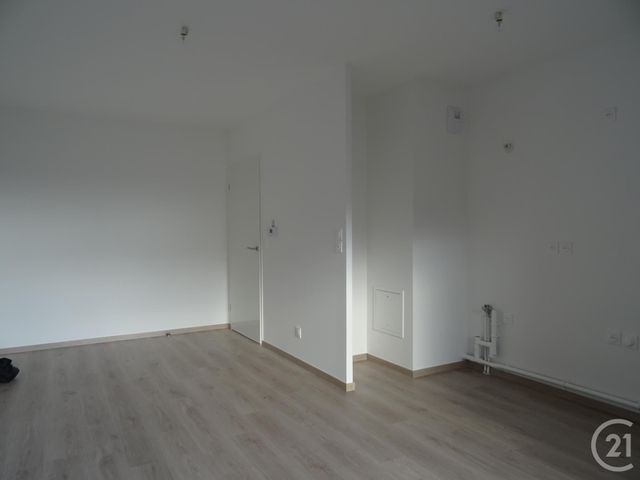 Appartement F2 &agrave; louer - 2 pi&egrave;ces - 40,70 m2 - Chartres - 28 - CENTRE