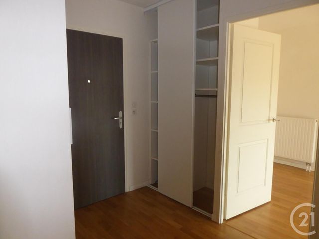 Appartement F3 &agrave; louer - 3 pi&egrave;ces - 62,86 m2 - Chartres - 28 - CENTRE