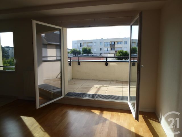 Appartement F3 &agrave; louer - 3 pi&egrave;ces - 62,86 m2 - Chartres - 28 - CENTRE