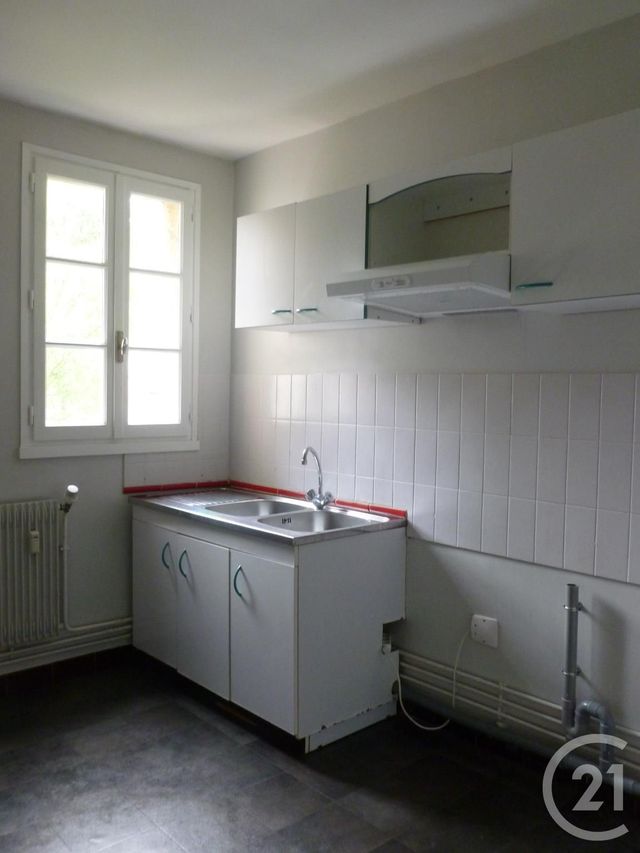 Appartement T2 &agrave; louer - 2 pi&egrave;ces - 55,82 m2 - Chartres - 28 - CENTRE