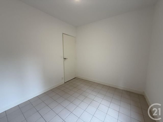 Appartement F2 &agrave; louer - 2 pi&egrave;ces - 35,93 m2 - Chartres - 28 - CENTRE
