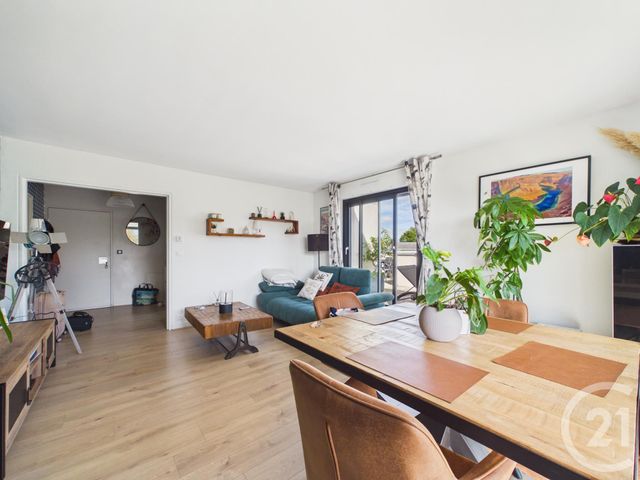 Appartement F3 &agrave; vendre - 3 pi&egrave;ces - 74 m2 - Chartres - 28 - CENTRE