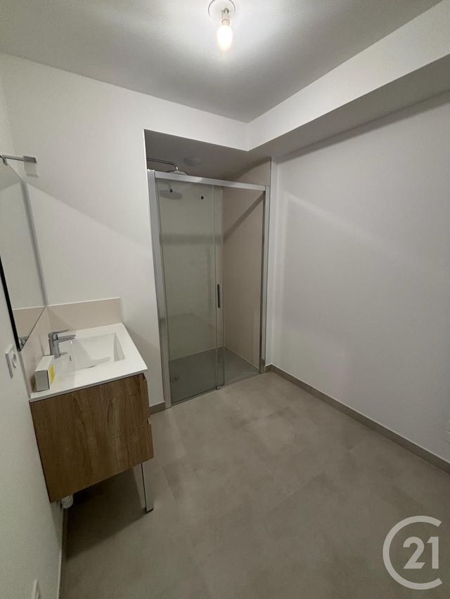 Appartement T2 &agrave; louer - 2 pi&egrave;ces - 43,58 m2 - Chartres - 28 - CENTRE