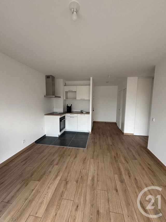 Appartement T2 &agrave; louer - 2 pi&egrave;ces - 43,58 m2 - Chartres - 28 - CENTRE