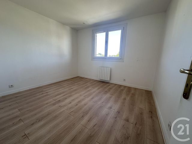 Maison &agrave; louer - 5 pi&egrave;ces - 113 m2 - Chartres - 28 - CENTRE