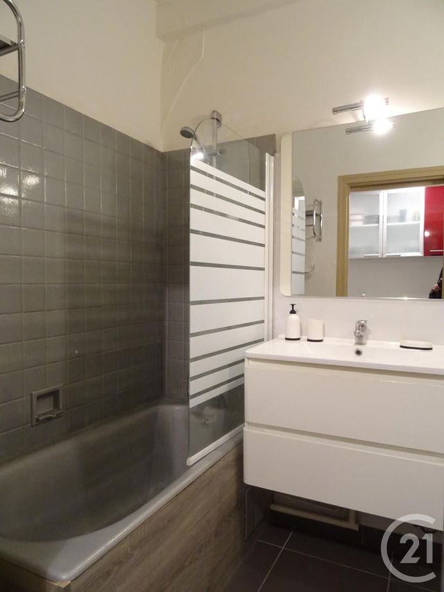 Appartement F1 &agrave; louer - 1 pi&egrave;ce - 19,59 m2 - Chartres - 28 - CENTRE