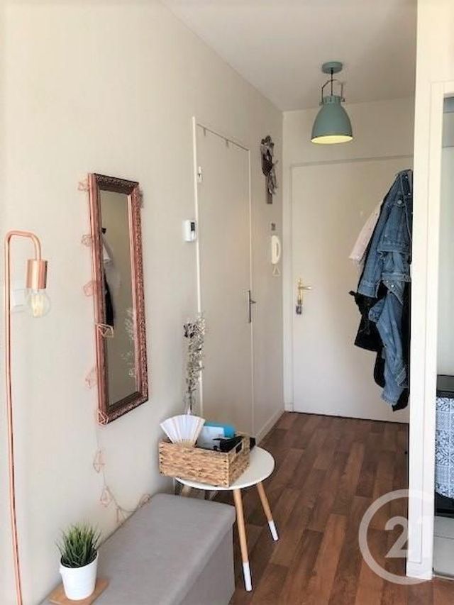Appartement F2 &agrave; louer - 2 pi&egrave;ces - 30,10 m2 - Chartres - 28 - CENTRE