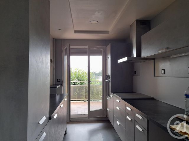 Appartement F3 &agrave; louer - 3 pi&egrave;ces - 66,57 m2 - Chartres - 28 - CENTRE