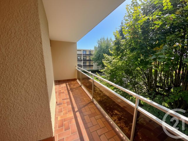 Appartement F3 &agrave; louer - 3 pi&egrave;ces - 66,57 m2 - Chartres - 28 - CENTRE