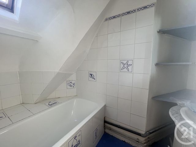 Appartement F2 &agrave; louer - 2 pi&egrave;ces - 44,30 m2 - Chartres - 28 - CENTRE