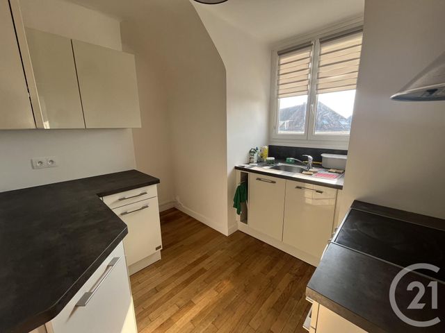 Appartement F2 &agrave; louer - 2 pi&egrave;ces - 44,30 m2 - Chartres - 28 - CENTRE