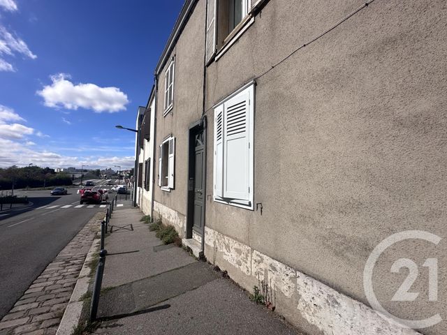 Appartement Studio &agrave; louer - 1 pi&egrave;ce - 26,22 m2 - Chartres - 28 - CENTRE