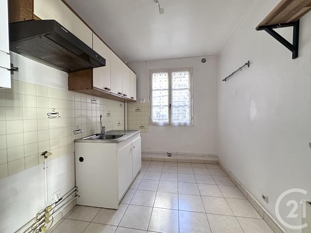 Appartement F2 &agrave; louer - 2 pi&egrave;ces - 38,05 m2 - Chartres - 28 - CENTRE