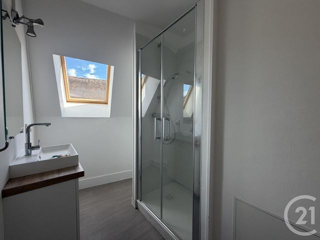 Appartement F3 &agrave; louer - 3 pi&egrave;ces - 55,09 m2 - Chartres - 28 - CENTRE